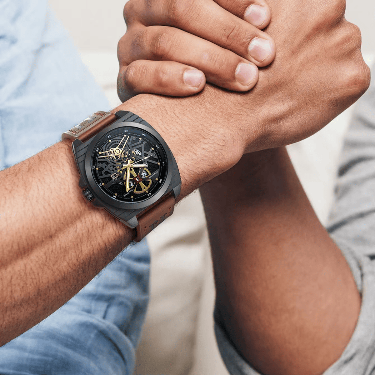 NS Luxury Calendar Quartz Watch (N927)